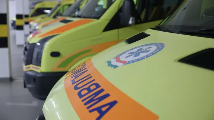 Vezetés közben vesztette eszméletét a mentős