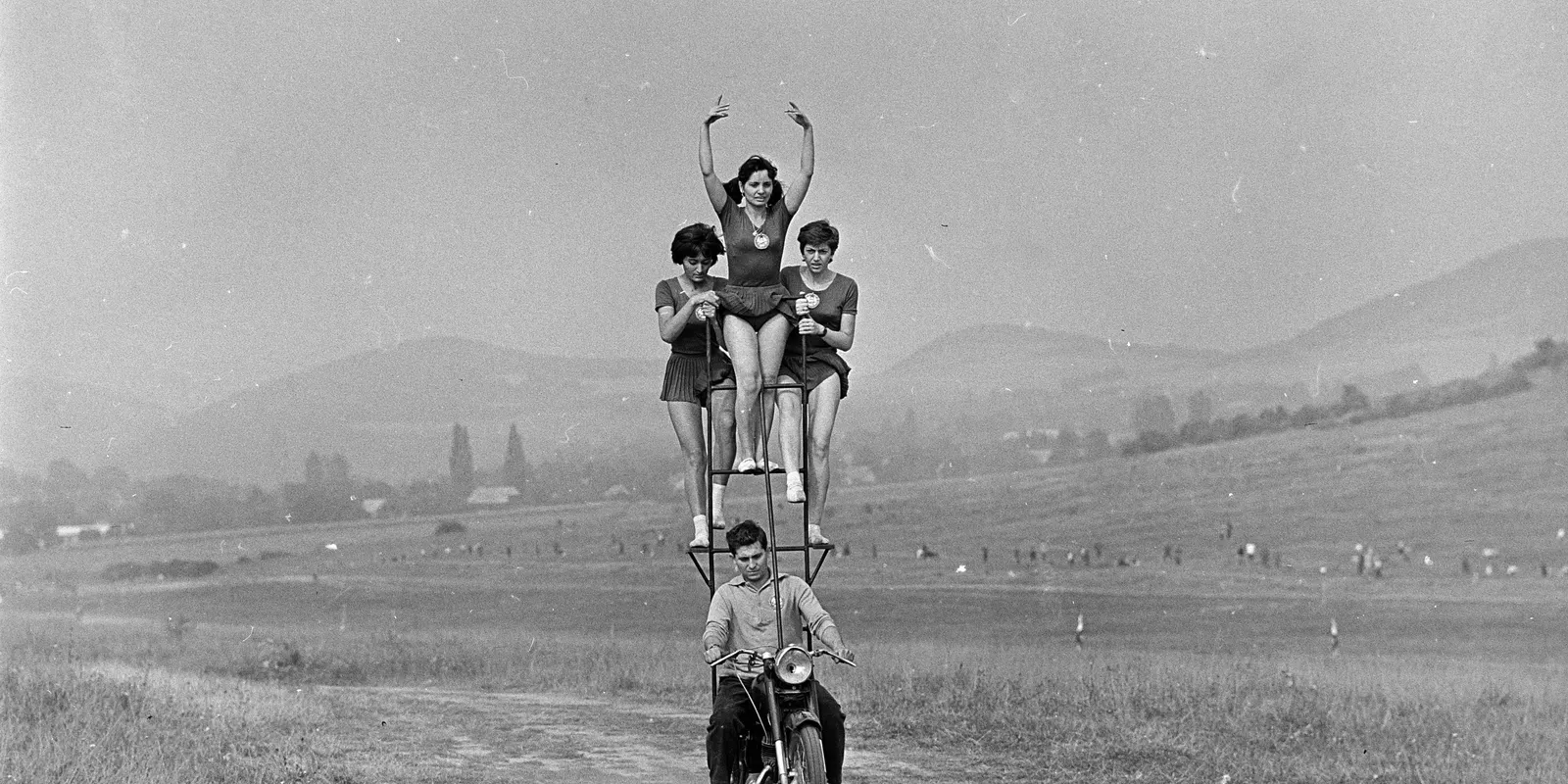 Akrobata legendák az utcán és a cirkuszokban