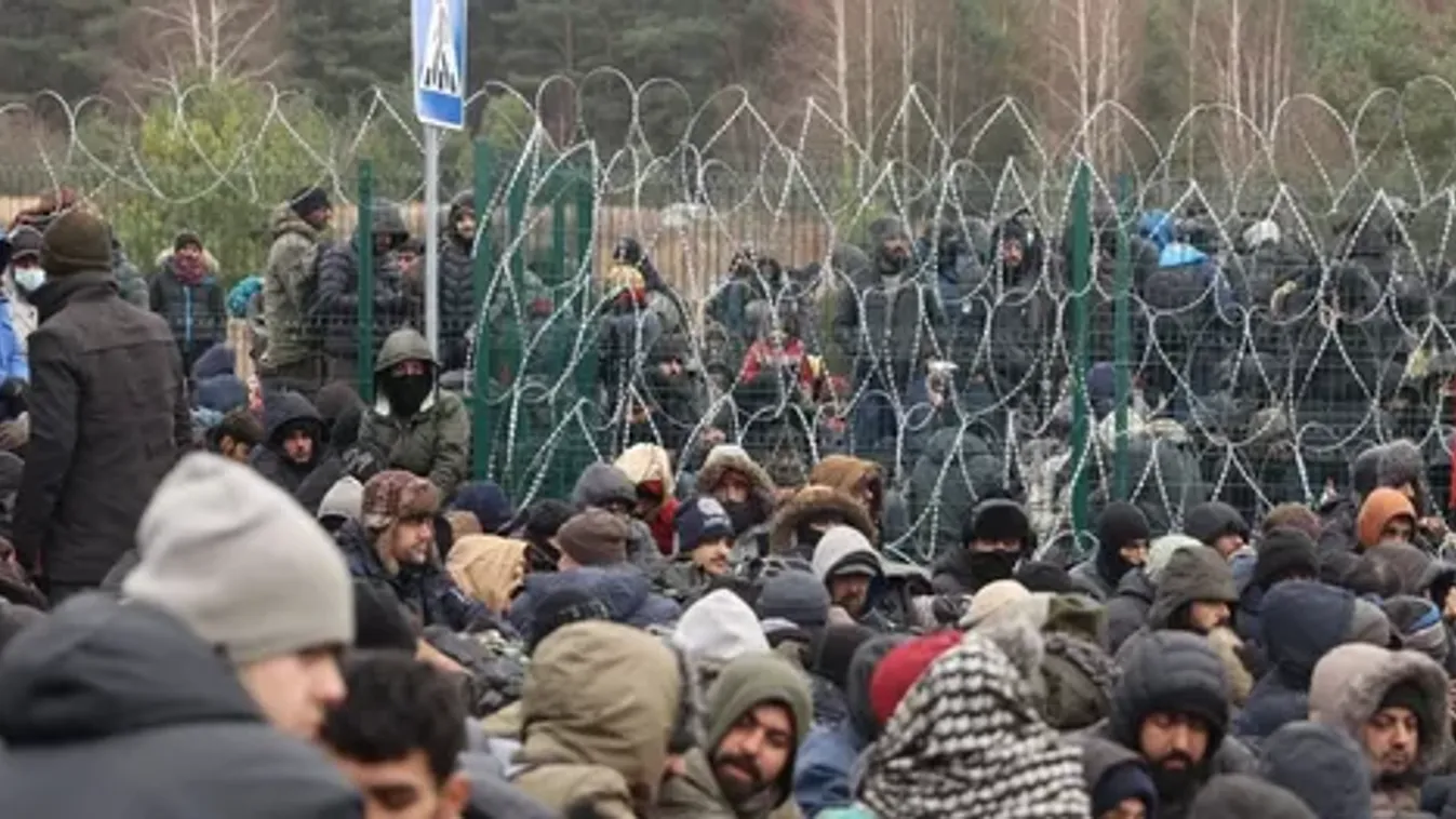 Már pontosan tudni mekkora migránstábort kell építenie Magyarországnak