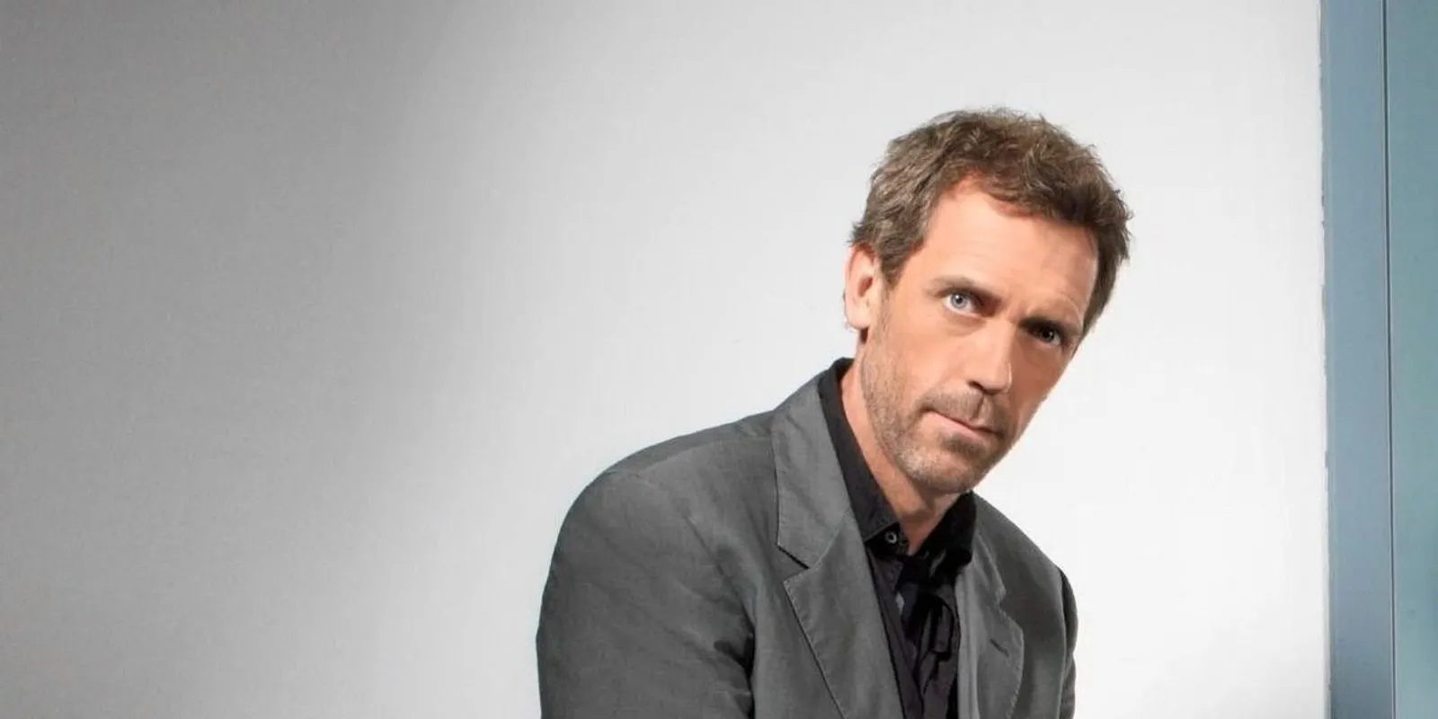 Hugh Laurie kegyetlenül kiosztott egy nőt, aki kritizálni merte a Dr. House-t