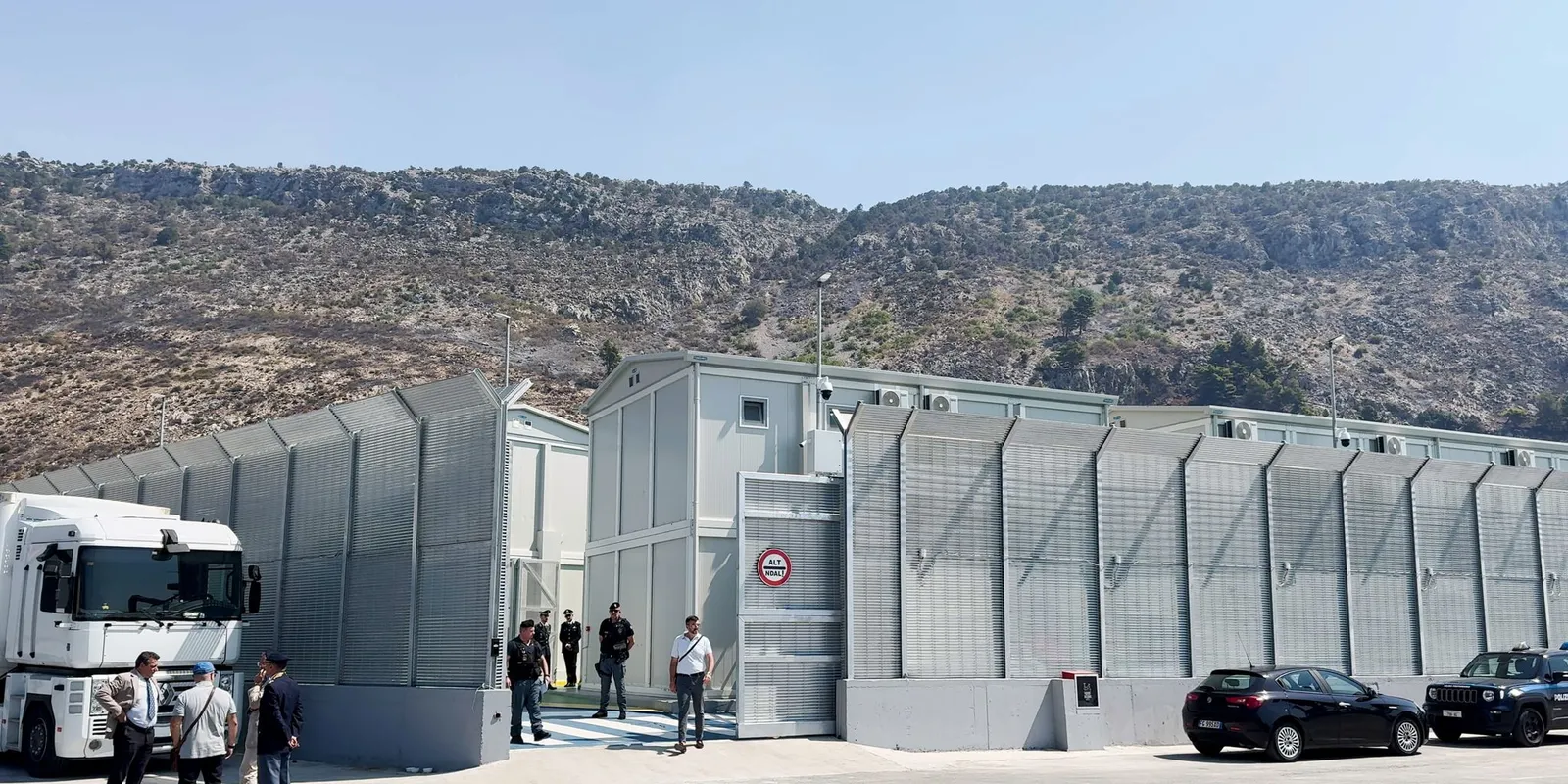 Az olaszoknál betelt a pohár a migránsok miatt