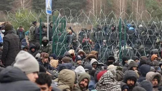 Már pontosan tudni mekkora migránstábort kell építenie Magyarországnak