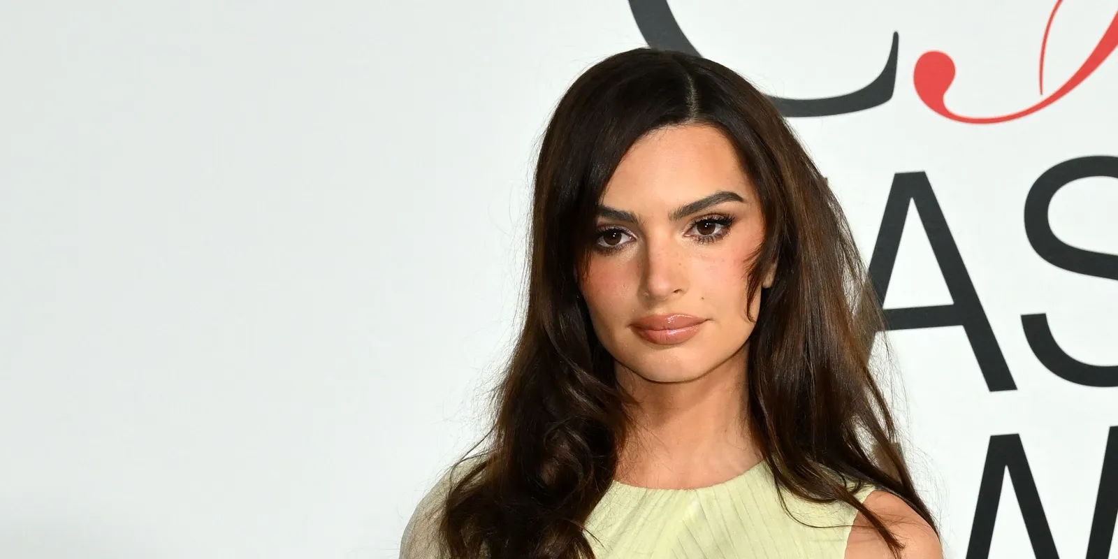 A szexuális életéről vallott Emily Ratajkowski