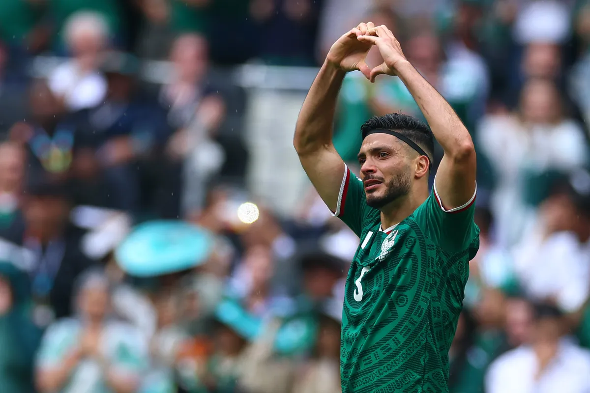 Raúl Jimenez könnyekben tört ki a foci-vb nyitómeccsén szerzett gólja után