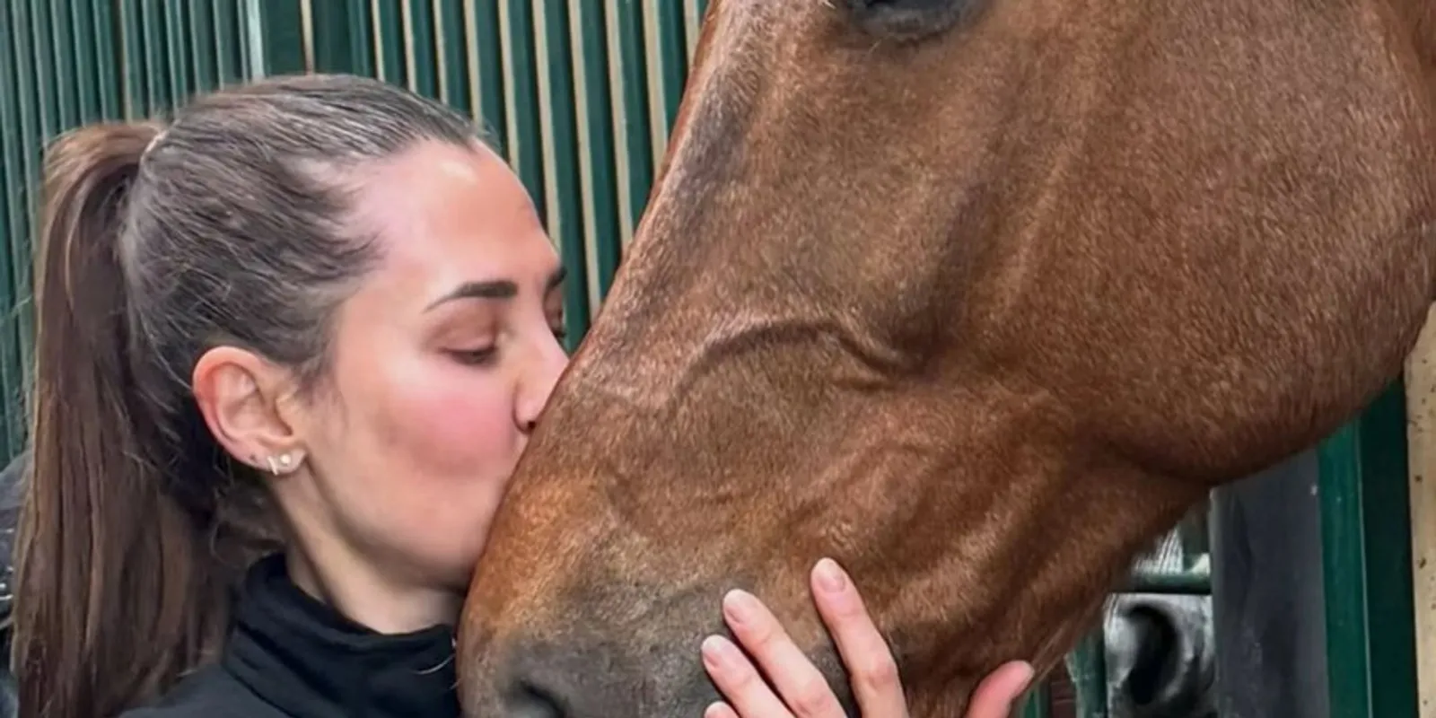 Leesett a lóról, kislánya előtt hunyt el az anya