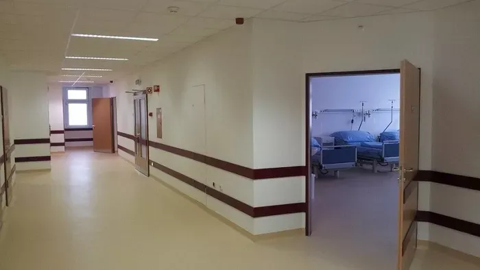 Az új kormány szerint a kórházak felét be kell zárni