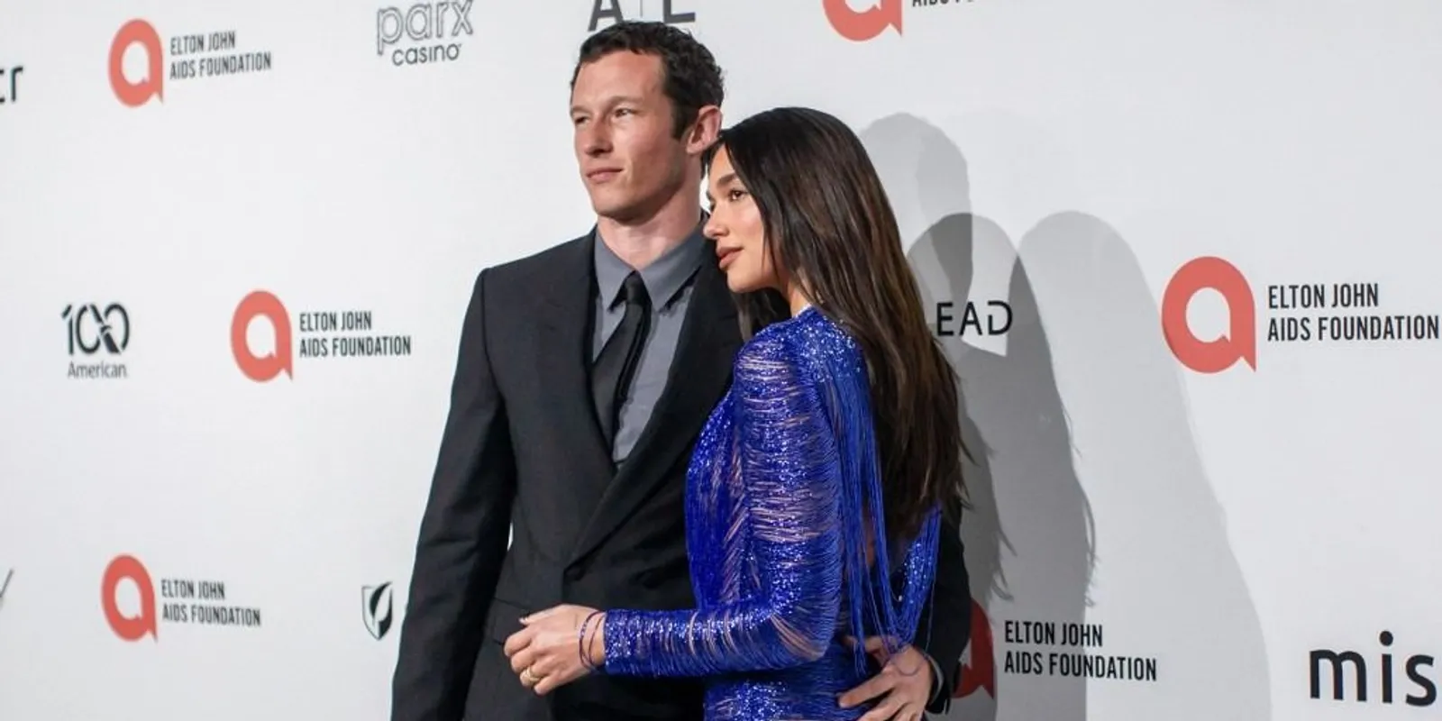 Dua Lipa és Callum Turner lemondtak a hatalmas esküvőről