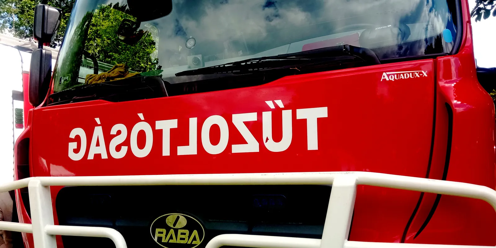 Teljes az útzár: súlyos baleset történt Magyarországon