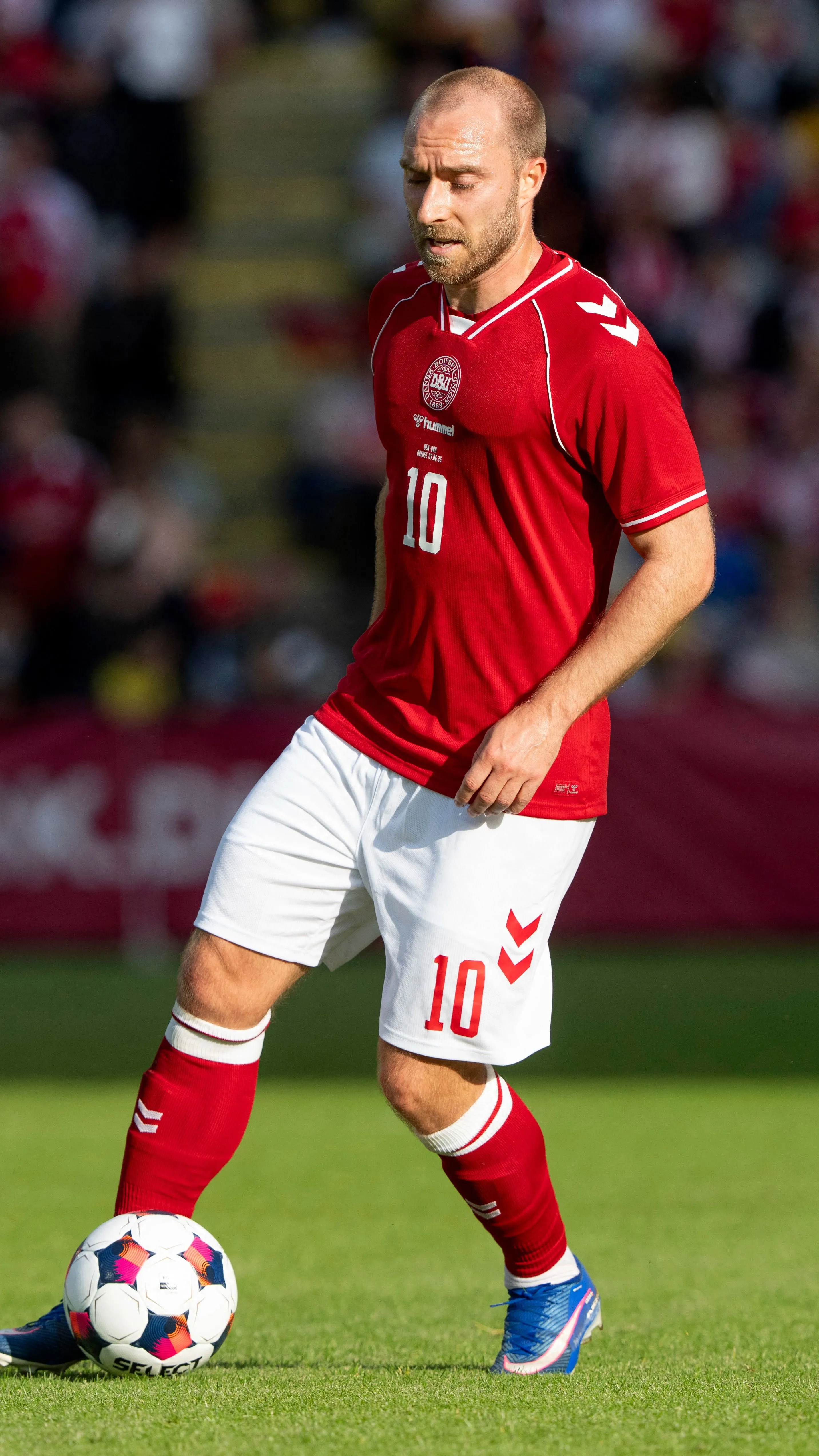 Eriksen újra összeesett a pályán