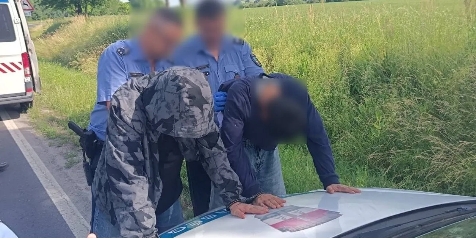 Menekülés közben bukott le az embercsempész