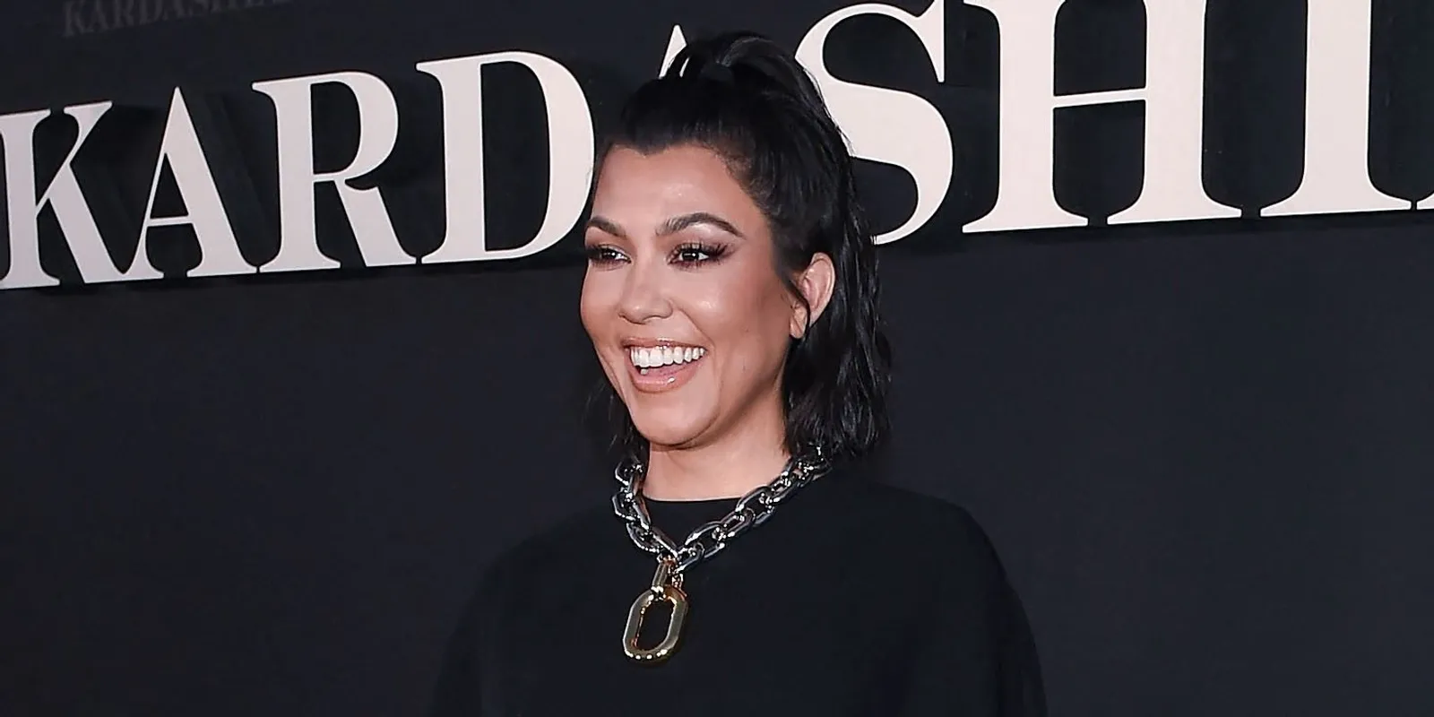 Kourtney Kardashian bikiniben mutatta meg elképesztő alakját