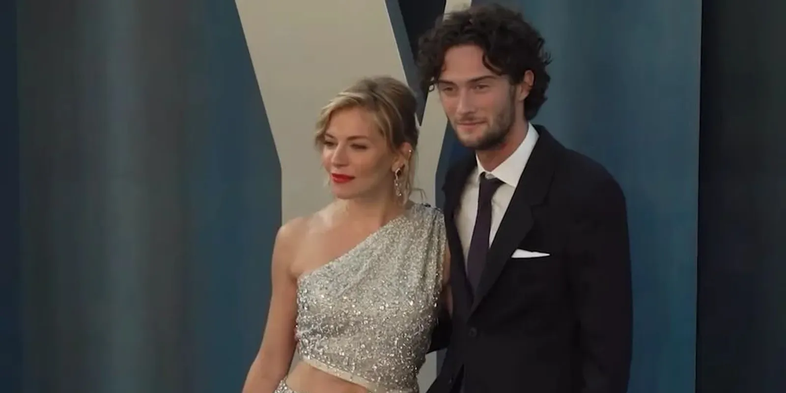 TOP5: Sienna Miller férjhez, VV Rico a börtönbe készül