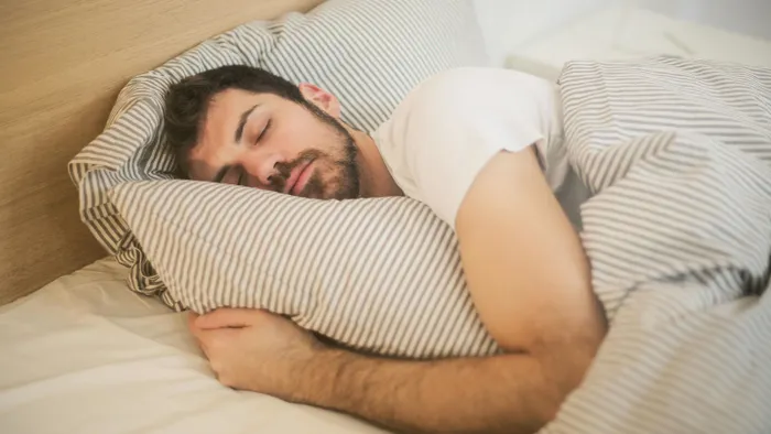 Figyelmeztetést adott ki az orvos egy alvási szokás miatt