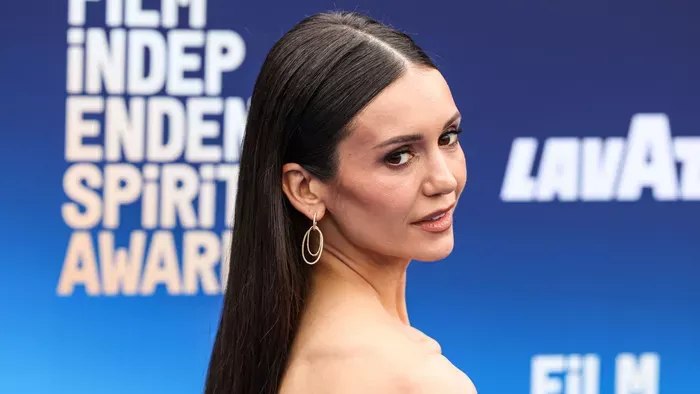 Nina Dobrev új külseje sokakat ledöbbentett