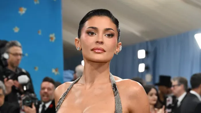 Sportos fotókkal jelentkezett Kylie Jenner