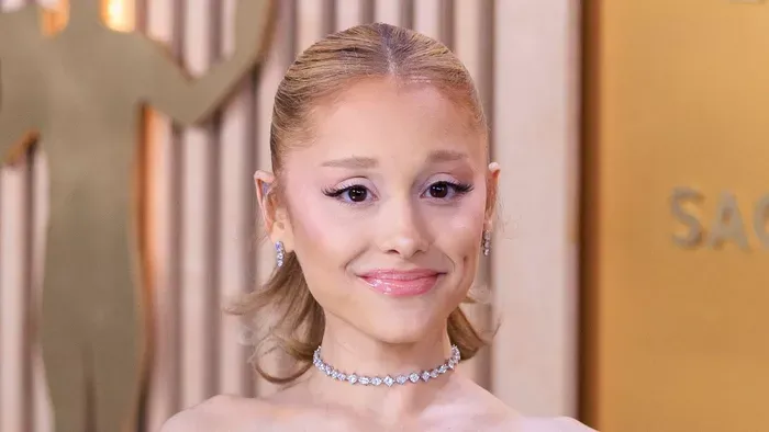 Szakított a szerelmével Ariana Grande