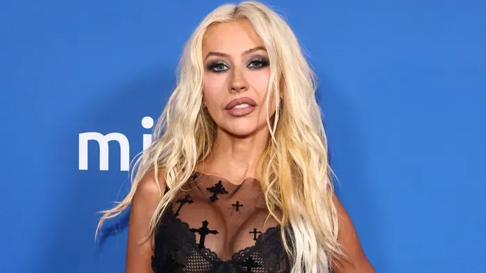 Meztelen fotóval lepte meg rajongóit Christina Aguilera